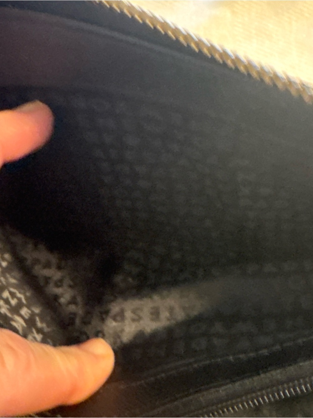 Black Zip-Around Wallet Kate spade - Picture 3 of 10